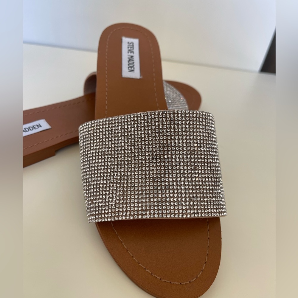 Steve Madden Silver Women's Slide Sandals - Picture 5 of 6